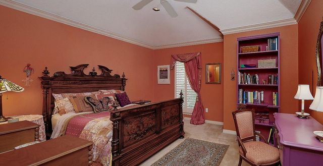 26 S Windsail Place, The Woodlands, TX 77381