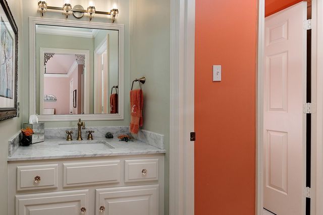 26 S Windsail Place, The Woodlands, TX 77381