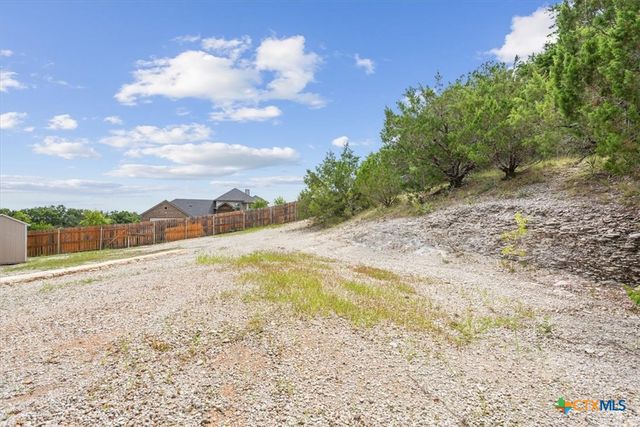 1900 Sutton Place Trail, Harker Heights, TX 76548