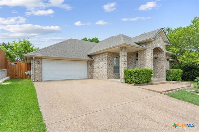 1900 Sutton Place Trail, Harker Heights, TX 76548