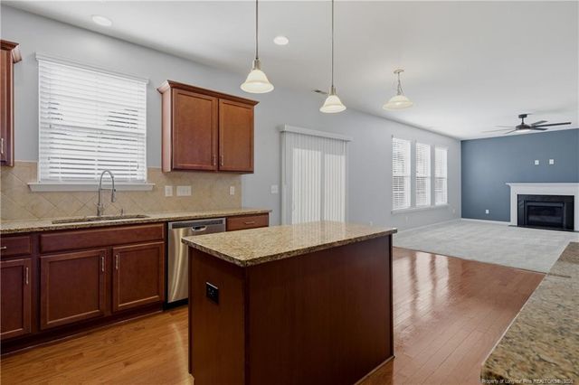 14 Hallow Oak Street, Spring Lake, NC 28390