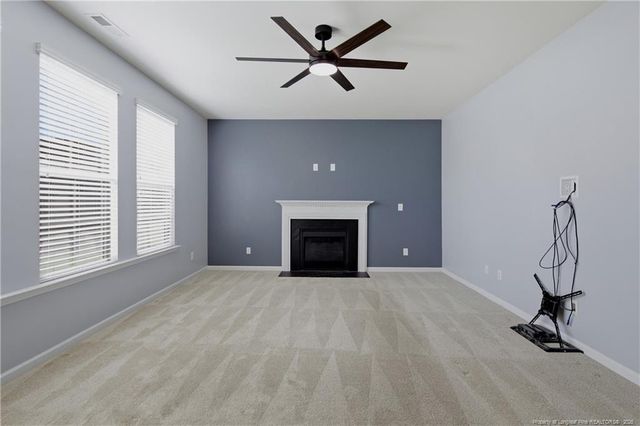 14 Hallow Oak Street, Spring Lake, NC 28390
