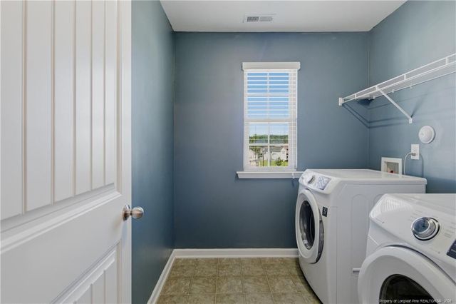 14 Hallow Oak Street, Spring Lake, NC 28390