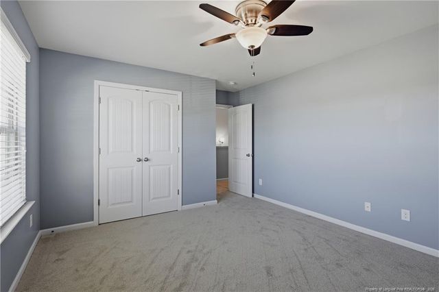 14 Hallow Oak Street, Spring Lake, NC 28390