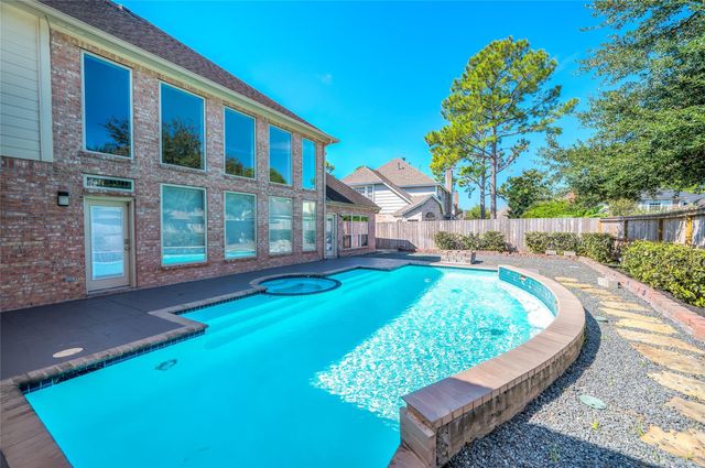 5527 Fragrant Cloud Court, Houston, TX 77041