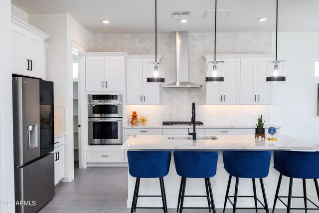 14407 N 75th Drive, Peoria, AZ 85381