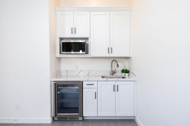 14407 N 75th Drive, Peoria, AZ 85381