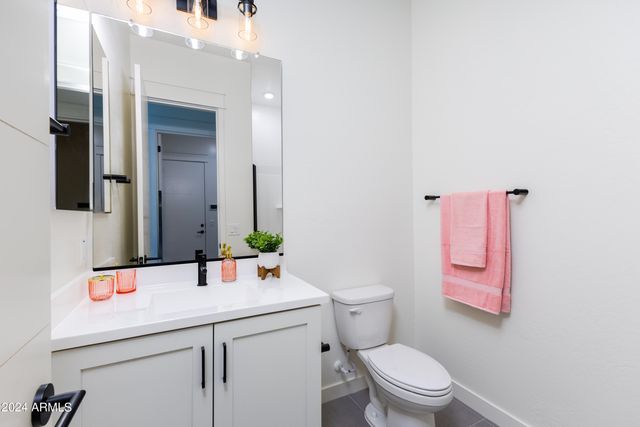 14407 N 75th Drive, Peoria, AZ 85381