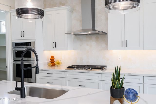 14407 N 75th Drive, Peoria, AZ 85381