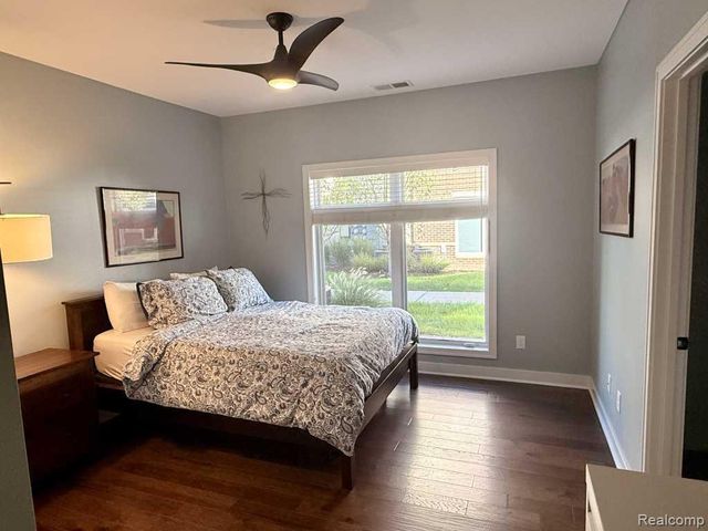 606 Boardwalk Lane, Dexter, MI 48130