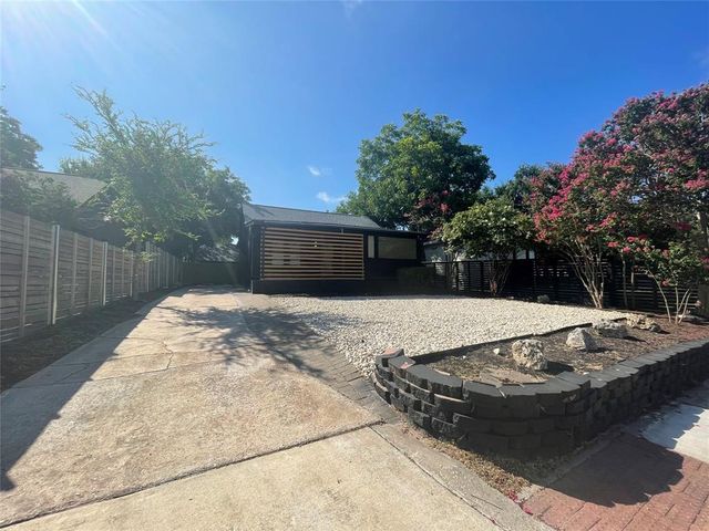 1403 Newfield LN C, Austin, TX 78703