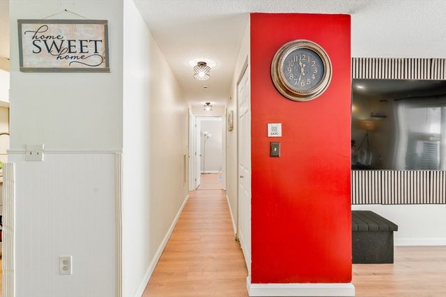 602 Franklin Crossing Rd 602, Franklin, MA 02038