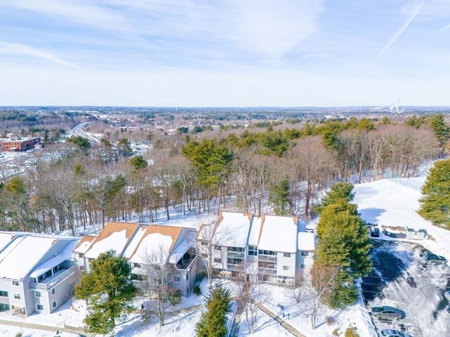 602 Franklin Crossing Rd 602, Franklin, MA 02038