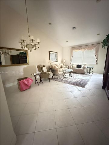 6207 Petunia Road, Delray Beach, FL 33484