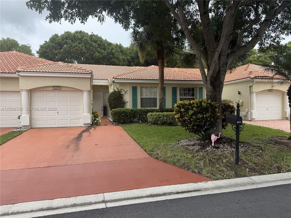 6207 Petunia Road, Delray Beach, FL 33484