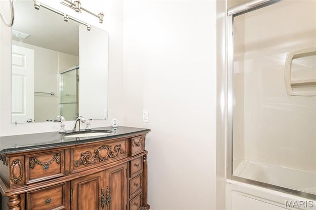 16504 Forest Pine Drive, Ballwin, MO 63011