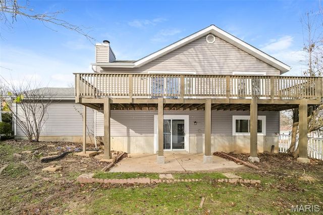 16504 Forest Pine Drive, Ballwin, MO 63011