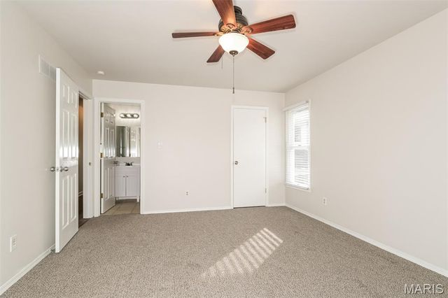 16504 Forest Pine Drive, Ballwin, MO 63011