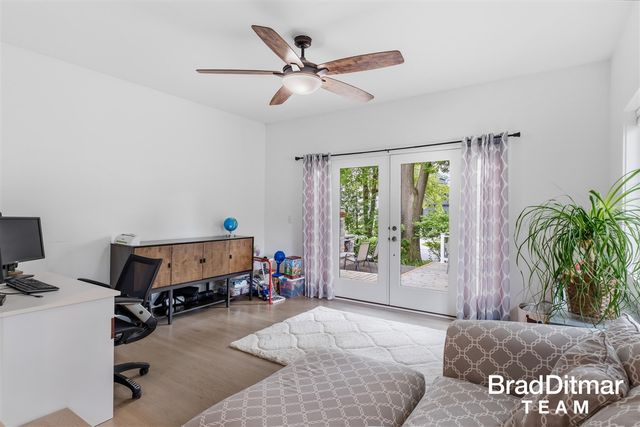 1350 Lake Grove Avenue, East Grand Rapids, MI 49506