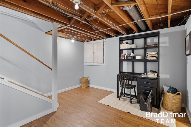 1350 Lake Grove Avenue, East Grand Rapids, MI 49506