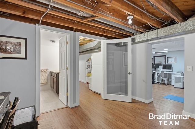 1350 Lake Grove Avenue, East Grand Rapids, MI 49506