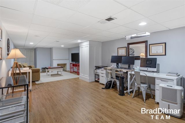 1350 Lake Grove Avenue, East Grand Rapids, MI 49506