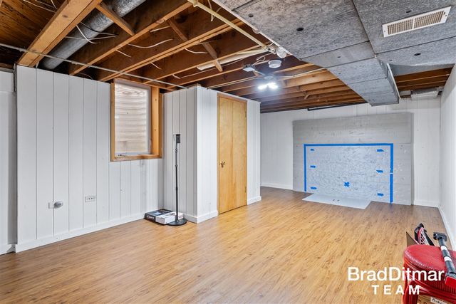 1350 Lake Grove Avenue, East Grand Rapids, MI 49506