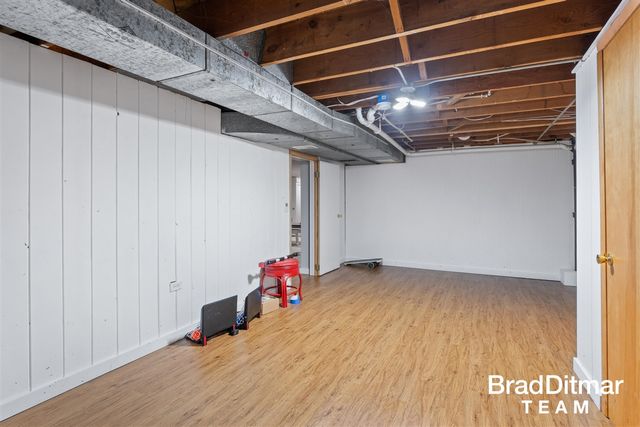1350 Lake Grove Avenue, East Grand Rapids, MI 49506