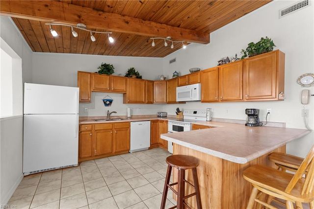 2921 Sand Bend RD, Virginia Beach, VA 23456