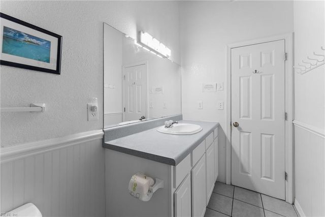 2921 Sand Bend RD, Virginia Beach, VA 23456