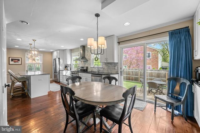 251 ROSEDALE AVE, Wayne, PA 19087