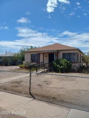 1095 Van Patten Avenue, Las Cruces, NM 88005