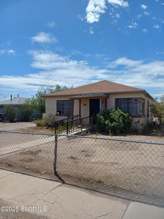 1095 Van Patten Avenue, Las Cruces, NM 88005