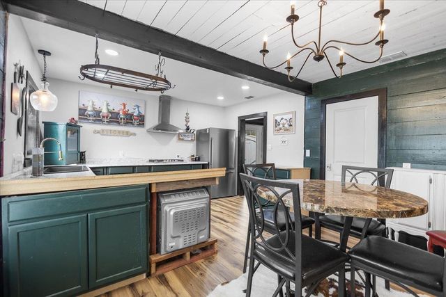 4105 County Road 231, Henderson, TX 75652