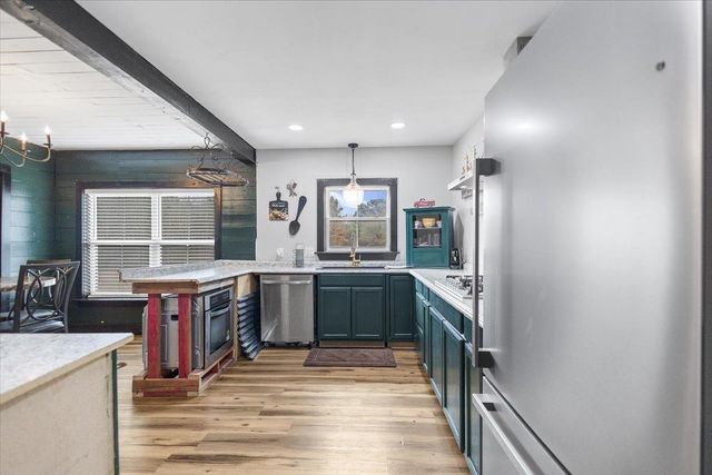 4105 County Road 231, Henderson, TX 75652