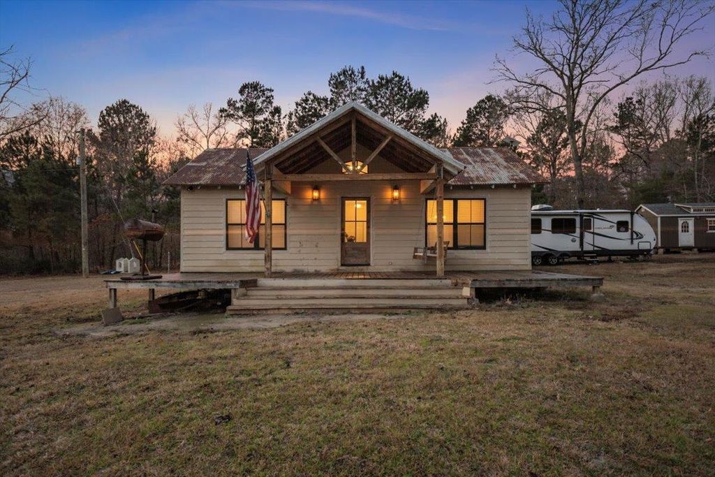 4105 County Road 231, Henderson, TX 75652