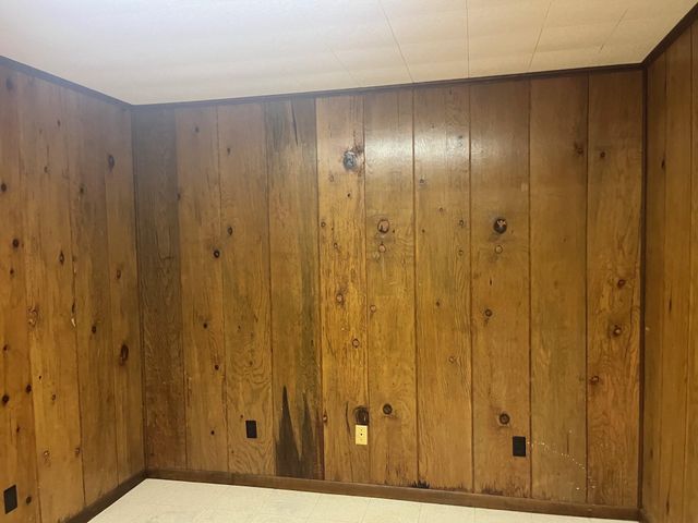 1712 Matthews Street, Bay City, TX 77414