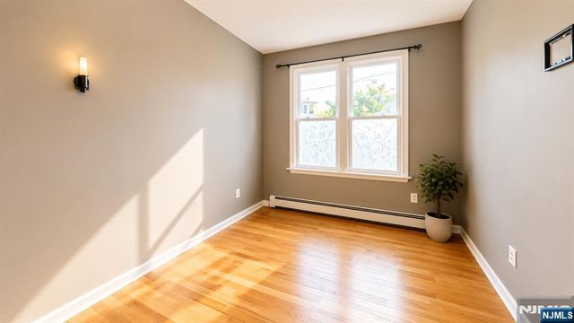 305 Cator Avenue 101, Jersey City, NJ 07305