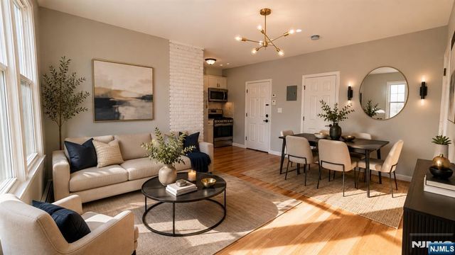 305 Cator Avenue 101, Jersey City, NJ 07305