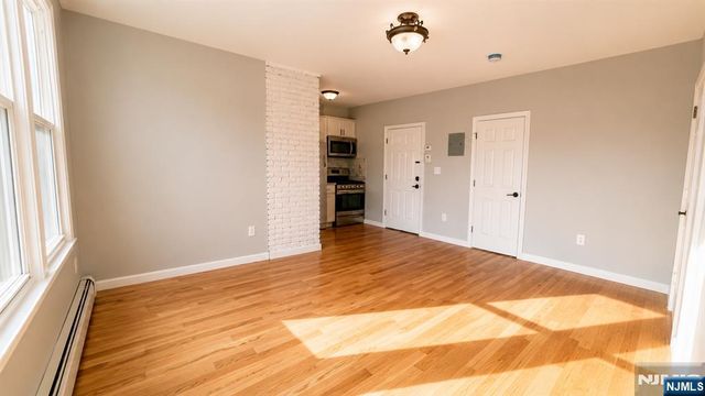 305 Cator Avenue 101, Jersey City, NJ 07305