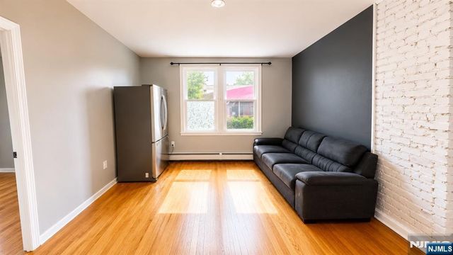 305 Cator Avenue 101, Jersey City, NJ 07305