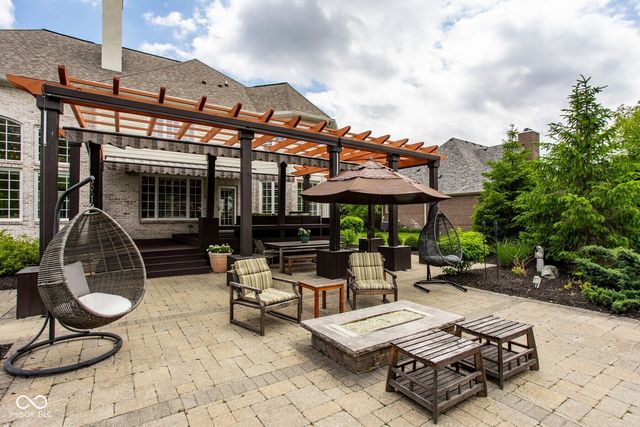 14586 Stonegate Court, Carmel, IN 46032