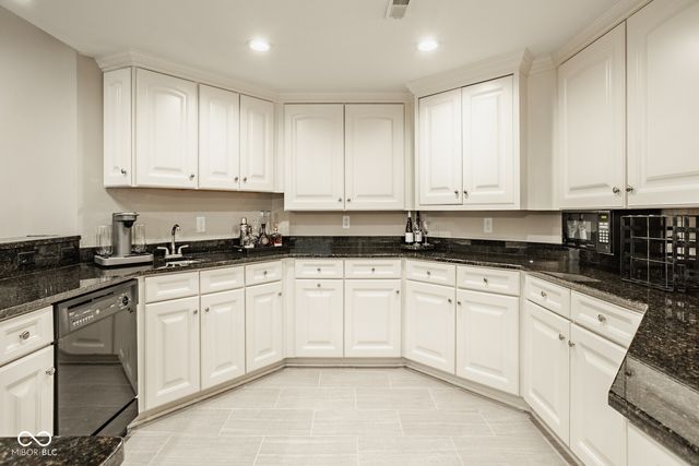 14586 Stonegate Court, Carmel, IN 46032
