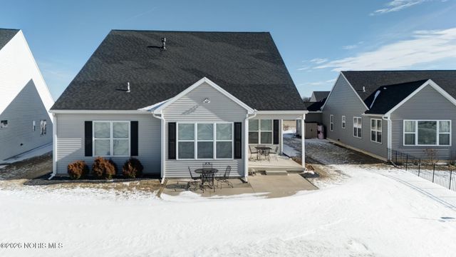 6102 Double Eagle Court, Waterville, OH 43566