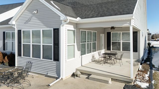 6102 Double Eagle Court, Waterville, OH 43566