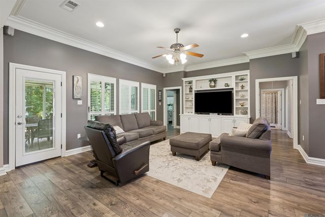 8512 M's Cove, Sorrento, LA 70778