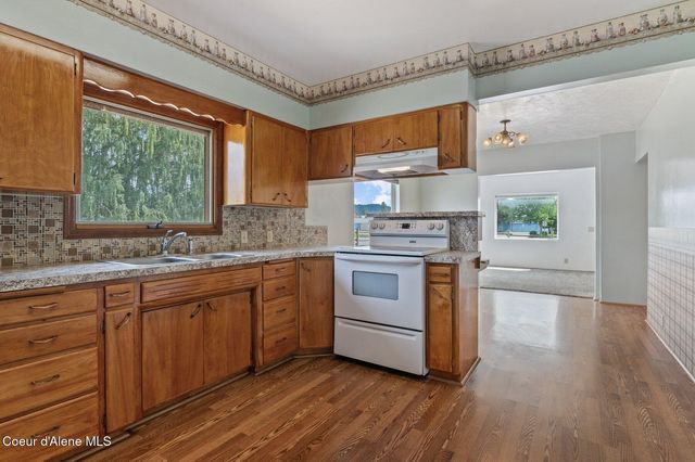 5615 N COLFAX ST, Dalton Gardens, ID 83815