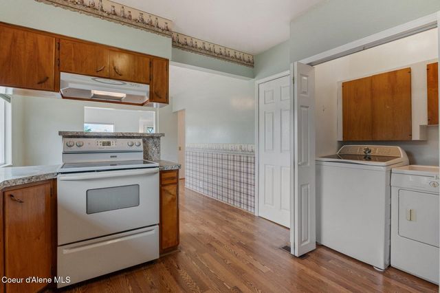 5615 N COLFAX ST, Dalton Gardens, ID 83815