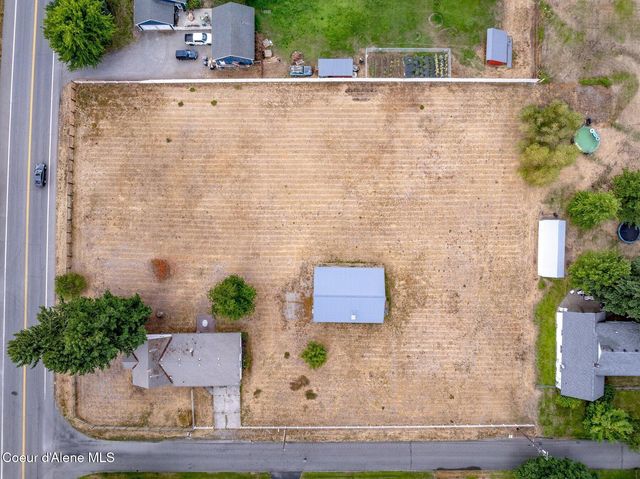 5615 N COLFAX ST, Dalton Gardens, ID 83815
