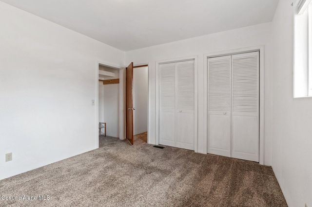 5615 N COLFAX ST, Dalton Gardens, ID 83815